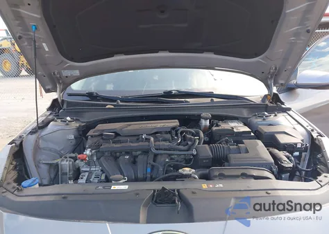 2022 Hyundai Elantra Sel z USA, uszkodzony, nr VIN KMHLS4AG7NU339957